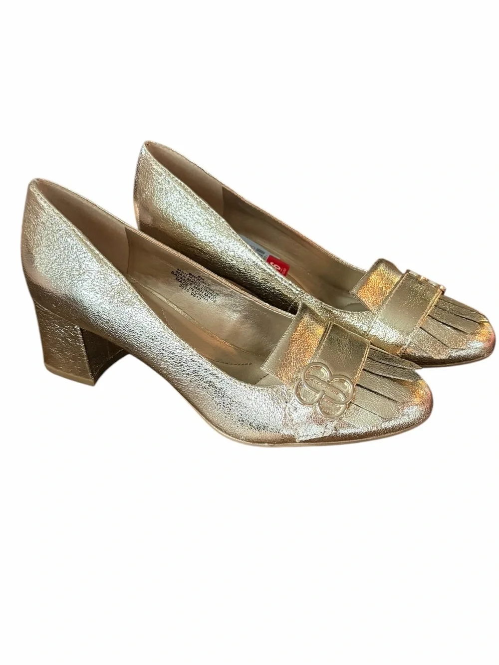NWT🌺Bandolino•Olale Gold Block Heel Pumps